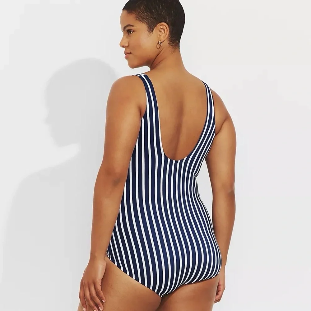 NWOT Lands' End Women's Chlorine Resistant Soft Cup Tugless Swimsuit size 22W L - Picture 2 of 11